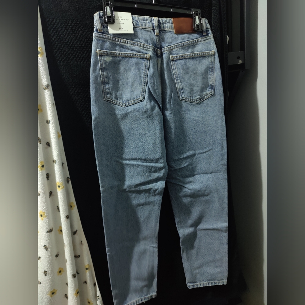 Zara Jeans